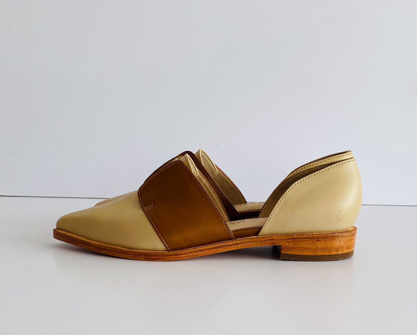 Mocasine Stefannia - Beige y Camel